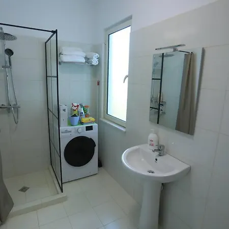 Апартаменты Vip House Tushemisht Поградец